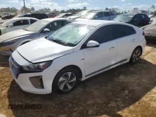 2017 Hyundai Ioniq SEL с VIN KMHC75LC3HU044828, выставлен на аукционе Copart как лот 74069384 с пробегом Не указан миль и Списание • Salvage title. История ставок и продаж доступна на DreamBid. Изображение 1.