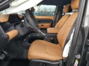 ✅ 2023 Land Rover Defender V8 • VIN: SALEWEEE9P2204485 • Лот: 44490125. Опубликован ранее на Copart с пробегом Не указан. Бесплатный доступ к архиву аукционных продаж из США и подробный отчёт об истории автомобиля на DreamBid. Изображение 7.