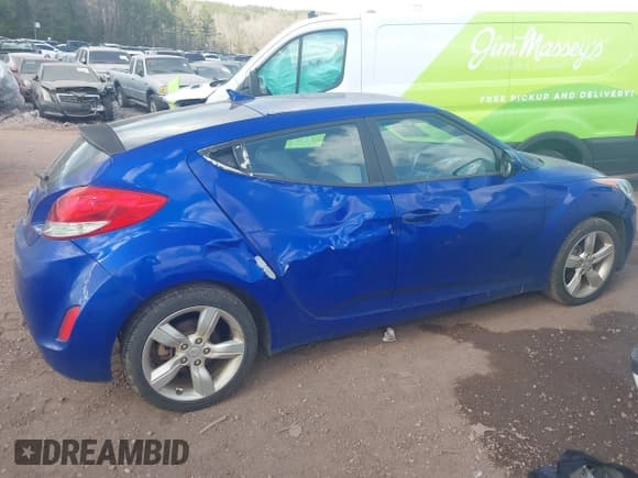 ✅ 2012 Hyundai Veloster w/Gray Int • VIN: KMHTC6AD5CU027521 • Lot: 41531639. Wystawiony na IAAI z przebiegiem 147 405 mil. Bezpłatny archiwum sprzedaży aukcyjnych z USA i szczegółowy raport historii pojazdu na DreamBid. Zdjęcie 6.