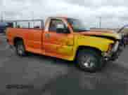 2000 Chevrolet Silverado 2500 LS с VIN 1GCGC24U9YE367069, выставлен на аукционе Copart как лот 81801035 с пробегом 299 034 миль миль и Списание • Salvage title. История ставок и продаж доступна на DreamBid. Изображение 4.