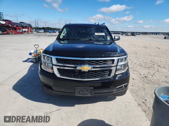 2019 Chevrolet Suburban LT z VIN 1GNSCHKCXKR161435, wystawiony jako Copart lot #90894635 z przebiegiem 189 459 mil mil oraz Czysty tytuł • Clean title. Historia ofert i sprzedaży dostępna na DreamBid. Obrazek 5.