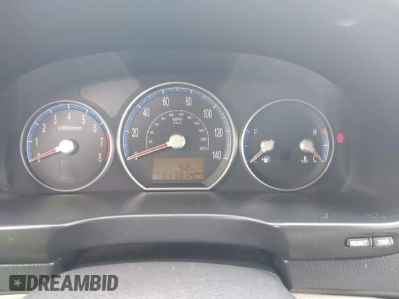 ✅ 2008 Hyundai Santa Fe SE • VIN: 5NMSH13E48H198544 • Lot: 43775442. Listed on IAAI with 317,914 mi. Free auction sales archive from the USA and detailed vehicle history report at DreamBid. Image 7.