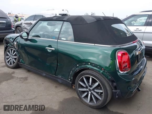 ✅ 2019 MINI Convertible Cooper S • VIN: WMWWG9C5XK3E40620 • Лот: 42379122. Опубликован ранее на IAAI с пробегом 5 496 миль. Бесплатный доступ к архиву аукционных продаж из США и подробный отчёт об истории автомобиля на DreamBid. Изображение 3.