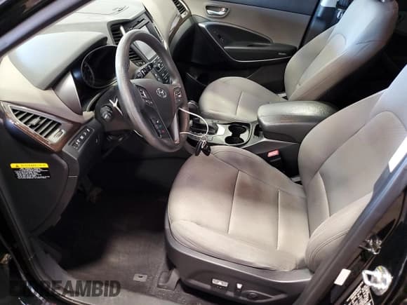 ✅ 2018 Hyundai Santa Fe 2.4L • VIN: 5XYZUDLB6JG528556 • Лот: 91180075. Опубликован ранее на Copart с пробегом 87 693 миль. Бесплатный доступ к архиву аукционных продаж из США и подробный отчёт об истории автомобиля на DreamBid. Изображение 7.