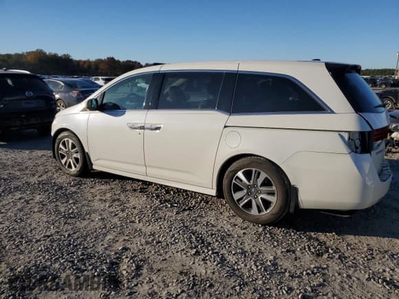 ✅ 2017 Honda Odyssey Touring • VIN: 5FNRL5H9XHB011521 • Lot: 81441354. Listed on Copart with 89,812 mi. Free auction sales archive from the USA and detailed vehicle history report at DreamBid. Image 2.