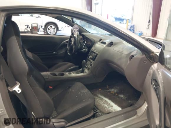 ✅ 2001 Toyota Celica GT • VIN: JTDDR32T710076168 • Lot: 43444124. Listed on IAAI with 209,463 mi. Free auction sales archive from the USA and detailed vehicle history report at DreamBid. Image 5.