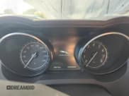 ✅ 2018 Jaguar F-Type 340HP • VIN: SAJDD1EV7JCK51373 • Lot: 69131685. Wystawiony na Copart z przebiegiem 59 778 mil. Bezpłatny archiwum sprzedaży aukcyjnych z USA i szczegółowy raport historii pojazdu na DreamBid. Zdjęcie 9.