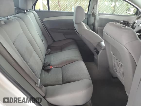 ✅ 2012 Chevrolet Malibu 1LS • VIN: 1G1ZB5E00CF225262 • Lot: 73627544. Listed on Copart with 119,992 mi. Free auction sales archive from the USA and detailed vehicle history report at DreamBid. Image 10.