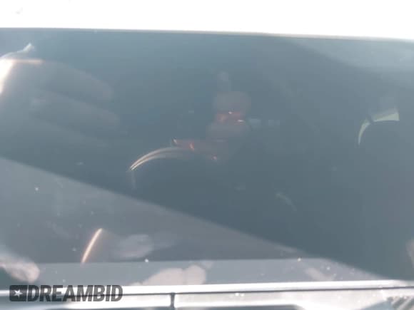 ✅ 2024 Mercedes-Benz C 63 S AMG E Performance • VIN: W1KAF8AB6RR222087 • Lot: 41844101. Wystawiony na IAAI z przebiegiem 5 500 mil. Bezpłatny archiwum sprzedaży aukcyjnych z USA i szczegółowy raport historii pojazdu na DreamBid. Zdjęcie 7.