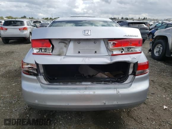 ✅ 2004 Honda Accord EX • VIN: 1HGCM55644A046489 • Lot: 51130465. Listed on Copart with 115,189 mi. Free auction sales archive from the USA and detailed vehicle history report at DreamBid. Image 6.