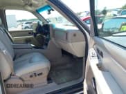 ✅ 2003 GMC Yukon SLT • VIN: 1GKEC13Z13J337471 • Lot: 42791477. Listed on IAAI with 222,140 mi. Free auction sales archive from the USA and detailed vehicle history report at DreamBid. Image 5.