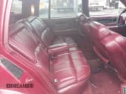 ✅ 1988 Cadillac DeVille • VIN: 1G6CD5159J4301436 • Lot: 42018046. Wystawiony na IAAI z przebiegiem 227 421 mil. Bezpłatny archiwum sprzedaży aukcyjnych z USA i szczegółowy raport historii pojazdu na DreamBid. Zdjęcie 8.