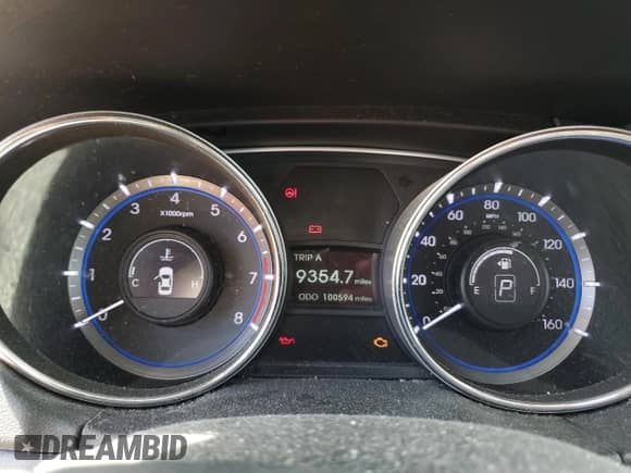 2014 Hyundai Sonata GLS с VIN 5NPEB4AC8EH861565, выставлен на аукционе Copart как лот 69294335 с пробегом 100 594 миль миль и Списание • Salvage title. История ставок и продаж доступна на DreamBid. Изображение 9.