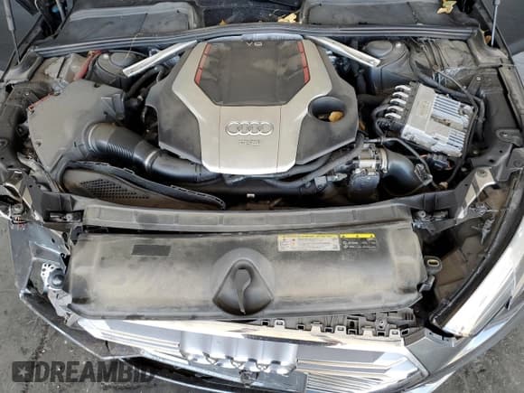 ✅ 2018 Audi S4 Prestige • VIN: WAUC4AF4XJA012408 • Lot: 67437365. Wystawiony na Copart z przebiegiem 51 047 mil. Bezpłatny archiwum sprzedaży aukcyjnych z USA i szczegółowy raport historii pojazdu na DreamBid. Zdjęcie 11.