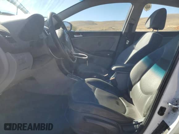 ✅ 2015 Hyundai Accent Sport • VIN: KMHCU5AE9FU204611 • Лот: 82294765. Опубликован ранее на Copart с пробегом 126 207 миль. Бесплатный доступ к архиву аукционных продаж из США и подробный отчёт об истории автомобиля на DreamBid. Изображение 7.