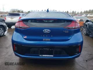 ✅ 2018 Hyundai Ioniq Blue • VIN: KMHC65LC9JU073355 • Lot: 42748705. Wystawiony na Copart z przebiegiem 74 276 mil. Bezpłatny archiwum sprzedaży aukcyjnych z USA i szczegółowy raport historii pojazdu na DreamBid. Zdjęcie 6.