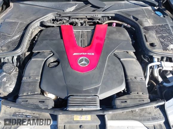 ✅ 2019 Mercedes-Benz C 43 AMG • VIN: 55SWF6EB1KU285333 • Lot: 41585655. Wystawiony na IAAI z przebiegiem 61 180 mil. Bezpłatny archiwum sprzedaży aukcyjnych z USA i szczegółowy raport historii pojazdu na DreamBid. Zdjęcie 10.