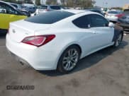 ✅ 2014 Hyundai Genesis Coupe Premium • VIN: KMHHT6KD7EU114232 • Lot: 42917030. Wystawiony na IAAI z przebiegiem 72 006 mil. Bezpłatny archiwum sprzedaży aukcyjnych z USA i szczegółowy raport historii pojazdu na DreamBid. Zdjęcie 4.