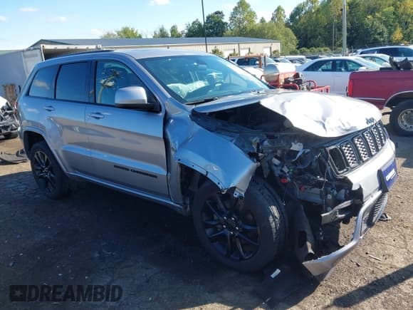 ✅ 2021 Jeep Grand Cherokee Laredo E • VIN: 1C4RJFAG0MC777530 • Лот: 43190407. Опубликован ранее на IAAI с пробегом 65 686 миль. Бесплатный доступ к архиву аукционных продаж из США и подробный отчёт об истории автомобиля на DreamBid. Изображение 1.