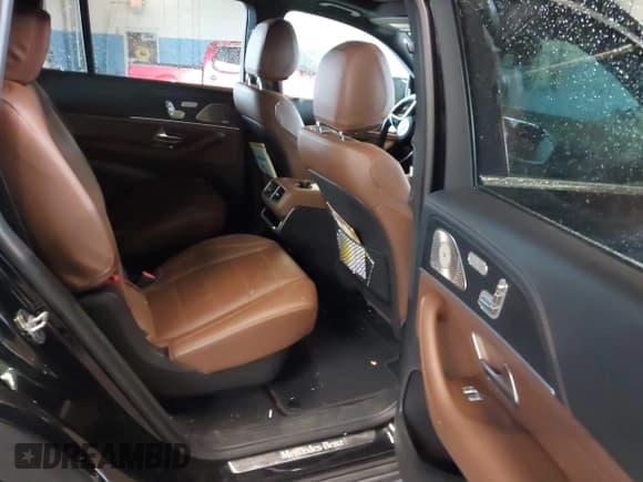 ✅ 2024 Mercedes-Benz GLS 450 • VIN: 4JGFF5KE4RB252412 • Lot: 42345604. Listed on IAAI with 6,137 mi. Free auction sales archive from the USA and detailed vehicle history report at DreamBid. Image 8.