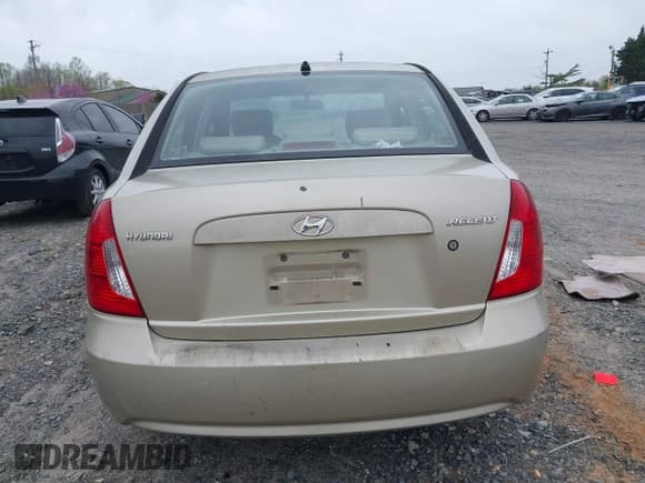 ✅ 2006 Hyundai Accent GLS • VIN: KMHCN46C66U058232 • Лот: 41899629. Опубликован ранее на IAAI с пробегом 182 669 миль. Бесплатный доступ к архиву аукционных продаж из США и подробный отчёт об истории автомобиля на DreamBid. Изображение 16.