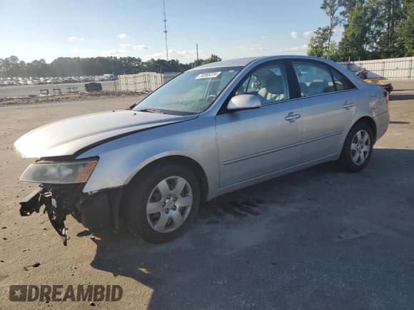 ✅ 2008 Hyundai Sonata GLS • VIN: 5NPET46C18H302322 • Лот: 70365224. Опубликован ранее на Copart с пробегом 172 708 миль. Бесплатный доступ к архиву аукционных продаж из США и подробный отчёт об истории автомобиля на DreamBid. Изображение 1.