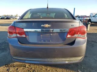 ✅ 2014 Chevrolet Cruze 1LT • VIN: 1G1PC5SB5E7352449 • Lot: 90703335. Wystawiony na Copart z przebiegiem 91 823 mil. Bezpłatny archiwum sprzedaży aukcyjnych z USA i szczegółowy raport historii pojazdu na DreamBid. Zdjęcie 6.