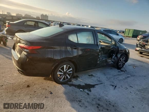 ✅ 2021 Nissan Versa SV • VIN: 3N1CN8EV4ML879385 • Lot: 85654295. Listed on Copart with 104,127 mi. Free auction sales archive from the USA and detailed vehicle history report at DreamBid. Image 3.