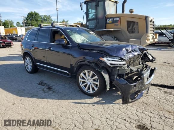 ✅ 2017 Volvo XC90 Inscription • VIN: YV4A22PL9H1138620 • Lot: 58504484. Listed on Copart with Not provided. Free auction sales archive from the USA and detailed vehicle history report at DreamBid. Image 4.