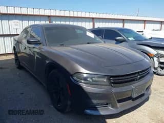 ✅ 2017 Dodge Charger SXT • VIN: 2C3CDXHG9HH559053 • Lot: 43193768. Wystawiony na IAAI z przebiegiem 121 386 mil. Bezpłatny archiwum sprzedaży aukcyjnych z USA i szczegółowy raport historii pojazdu na DreamBid. Zdjęcie 1.
