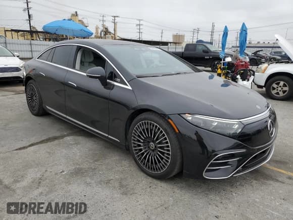 ✅ 2023 Mercedes-Benz EQS 450+ • VIN: W1KCG2DB1PA033566 • Lot: 58175605. Listed on Copart with 50,261 mi. Free auction sales archive from the USA and detailed vehicle history report at DreamBid. Image 4.