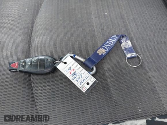 ✅ 2009 Dodge 1500 Laramie • VIN: 1D3HV13TX9S751888 • Lot: 42367204. Wystawiony na IAAI z przebiegiem 206 933 mil. Bezpłatny archiwum sprzedaży aukcyjnych z USA i szczegółowy raport historii pojazdu na DreamBid. Zdjęcie 11.