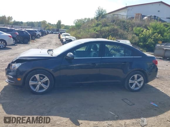 ✅ 2015 Chevrolet Cruze LT • VIN: 1G1PE5SB6F7248693 • Lot: 43343845. Wystawiony na IAAI z przebiegiem 161 384 mil. Bezpłatny archiwum sprzedaży aukcyjnych z USA i szczegółowy raport historii pojazdu na DreamBid. Zdjęcie 14.
