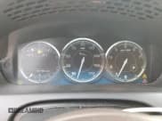 ✅ 2014 Jaguar XJ • VIN: SAJWA1CZ5E8V71971 • Лот: 82116114. Опубликован ранее на Copart с пробегом 127 164 миль. Бесплатный доступ к архиву аукционных продаж из США и подробный отчёт об истории автомобиля на DreamBid. Изображение 9.