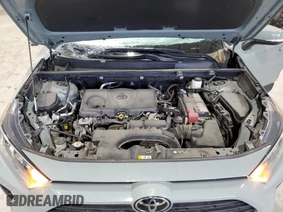✅ 2021 Toyota RAV4 XLE • VIN: 2T3P1RFV8MW220734 • Лот: 92499545. Опубликован ранее на Copart с пробегом 41 288 миль. Бесплатный доступ к архиву аукционных продаж из США и подробный отчёт об истории автомобиля на DreamBid. Изображение 12.