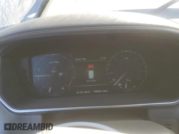 ✅ 2016 Land Rover Range Rover Sport SVR • VIN: SALWZ2EF4GA103637 • Lot: 72768934. Wystawiony na Copart z przebiegiem 106 690 mil. Bezpłatny archiwum sprzedaży aukcyjnych z USA i szczegółowy raport historii pojazdu na DreamBid. Zdjęcie 9.