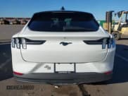 ✅ 2025 Ford Mustang Mach-E Premium • VIN: 3FMTK3R41SMA26214 • Лот: 43551956. Опубликован ранее на IAAI с пробегом 4 404 миль. Бесплатный доступ к архиву аукционных продаж из США и подробный отчёт об истории автомобиля на DreamBid. Изображение 15.