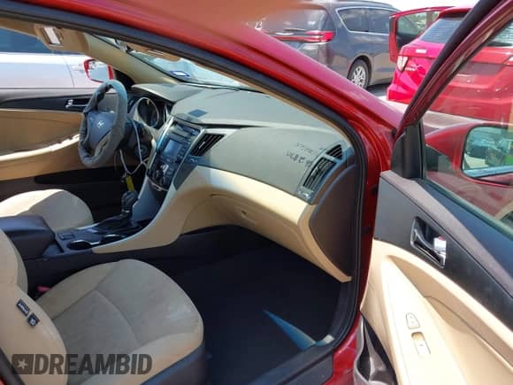 2014 Hyundai Sonata GLS with VIN 5NPEB4AC6EH944797, listed as a IAAI auction lot 42869834 with 75,836 mi miles and . Bid and sale history available at DreamBid. Image 5.