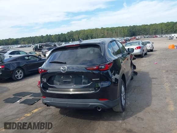 ✅ 2022 Mazda CX-5 S Select • VIN: JM3KFBBM5N0597695 • Lot: 43375374. Listed on IAAI with Not provided. Free auction sales archive from the USA and detailed vehicle history report at DreamBid. Image 4.