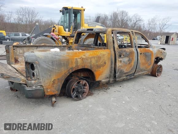 ✅ 2015 Ram 2500 Tradesman • VIN: 3C6TR5CT1FG650103 • Lot: 41962551. Listed on IAAI with 67,000 mi. Free auction sales archive from the USA and detailed vehicle history report at DreamBid. Image 4.