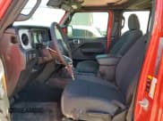 ✅ 2024 Jeep Wrangler Sport S • VIN: 1C4PJXDN5RW103967 • Lot: 71984105. Wystawiony na Copart z przebiegiem 3 056 mil. Bezpłatny archiwum sprzedaży aukcyjnych z USA i szczegółowy raport historii pojazdu na DreamBid. Zdjęcie 7.