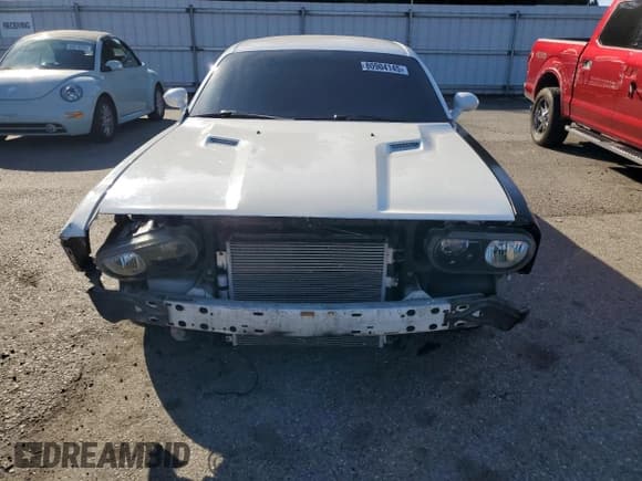 ✅ 2011 Dodge Challenger • VIN: 2B3CJ4DG3BH602805 • Lot: 80904145. Wystawiony na Copart z przebiegiem 184 903 mil. Bezpłatny archiwum sprzedaży aukcyjnych z USA i szczegółowy raport historii pojazdu na DreamBid. Zdjęcie 5.