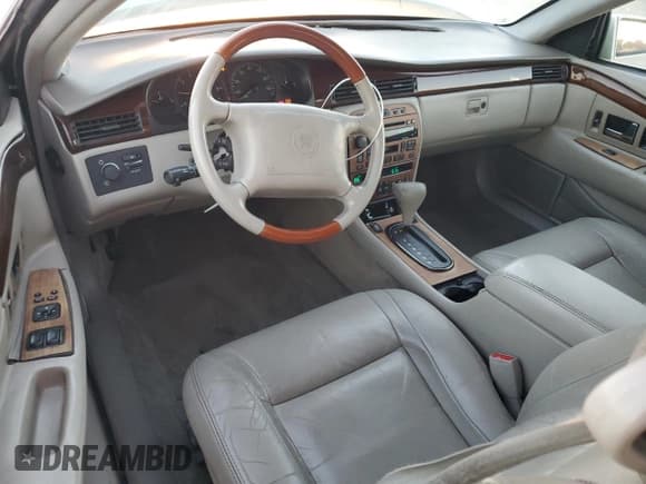 ✅ 2002 Cadillac Eldorado ESC • VIN: 1G6EL12Y72B101231 • Лот: 79971954. Опубликован ранее на Copart с пробегом 87 408 миль. Бесплатный доступ к архиву аукционных продаж из США и подробный отчёт об истории автомобиля на DreamBid. Изображение 8.