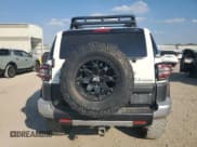 ✅ 2014 Toyota FJ Cruiser • VIN: JTEBU4BF4EK207407 • Лот: 70726875. Опубликован ранее на Copart с пробегом Не указан. Бесплатный доступ к архиву аукционных продаж из США и подробный отчёт об истории автомобиля на DreamBid. Изображение 6.