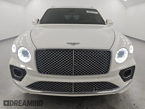 ✅ 2021 Bentley Bentayga V8 • VIN: SJAAM2ZV7MC033604 • Лот: 66681263. Опубликован ранее на Copart с пробегом 35 551 миль. Бесплатный доступ к архиву аукционных продаж из США и подробный отчёт об истории автомобиля на DreamBid. Изображение 5.