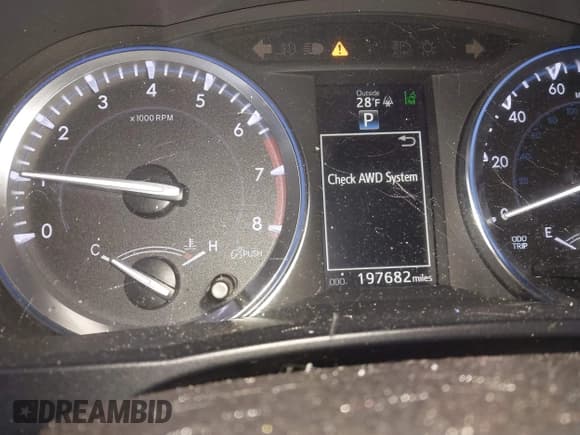 ✅ 2014 Toyota Highlander Limited • VIN: 5TDDKRFH0ES025241 • Лот: 41334692. Опубликован ранее на IAAI с пробегом 197 682 миль. Бесплатный доступ к архиву аукционных продаж из США и подробный отчёт об истории автомобиля на DreamBid. Изображение 16.