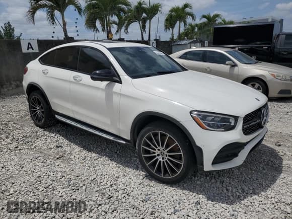 ✅ 2022 Mercedes-Benz GLC 300 • VIN: W1N0J8EB2NG056213 • Lot: 53432645. Listed on Copart with Not provided. Free auction sales archive from the USA and detailed vehicle history report at DreamBid. Image 4.