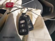 ✅ 2013 Hyundai Veloster w/Black Int • VIN: KMHTC6AD2DU162666 • Lot: 43471307. Wystawiony na IAAI z przebiegiem 40 365 mil. Bezpłatny archiwum sprzedaży aukcyjnych z USA i szczegółowy raport historii pojazdu na DreamBid. Zdjęcie 11.