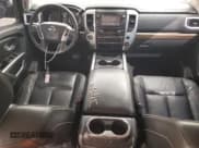 ✅ 2017 Nissan Titan SV • VIN: 1N6AA1E6XHN514230 • Лот: 57072735. Опубликован ранее на Copart с пробегом 123 848 миль. Бесплатный доступ к архиву аукционных продаж из США и подробный отчёт об истории автомобиля на DreamBid. Изображение 8.