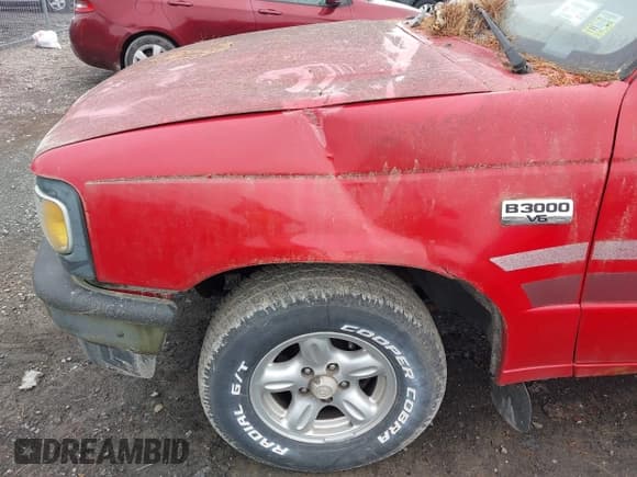 ✅ 1995 Mazda B-Series SE • VIN: 4F4CR16U3STM23330 • Lot: 42611256. Listed on IAAI with 190,761 mi. Free auction sales archive from the USA and detailed vehicle history report at DreamBid. Image 6.